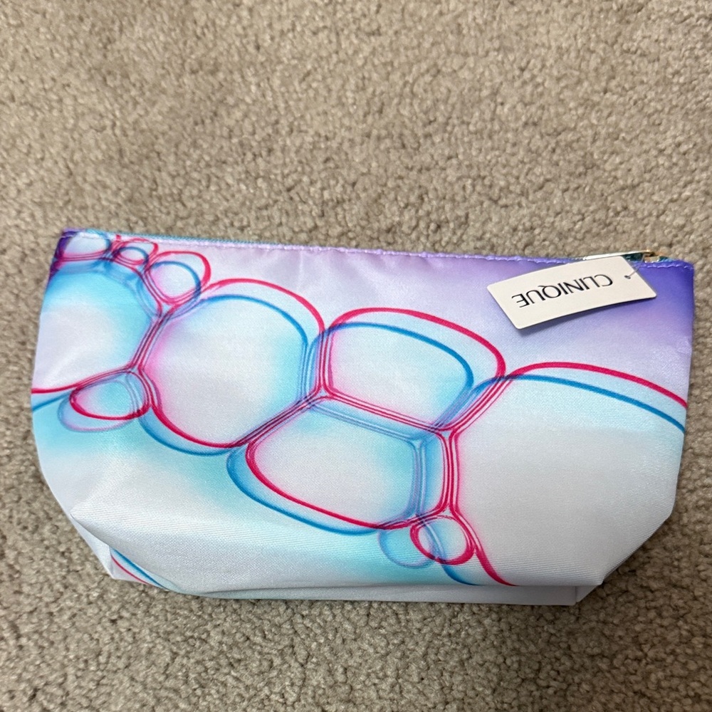 New Clinique Bubble Design Cosmetic Pouch